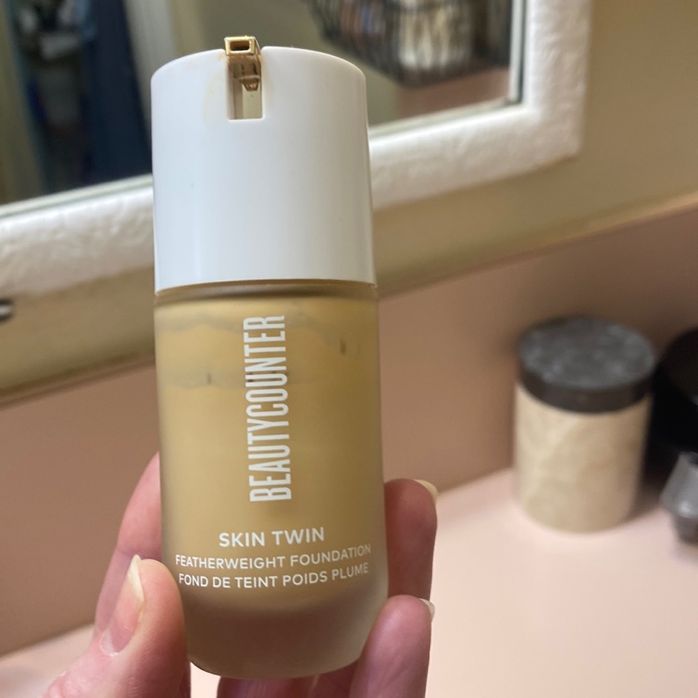 Beautycounter Skin Twin Shade 310